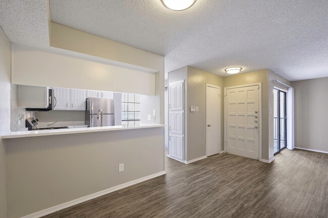 Photo - Fielder Crossing