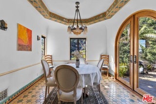 Photo - 2856 Glendower Ave