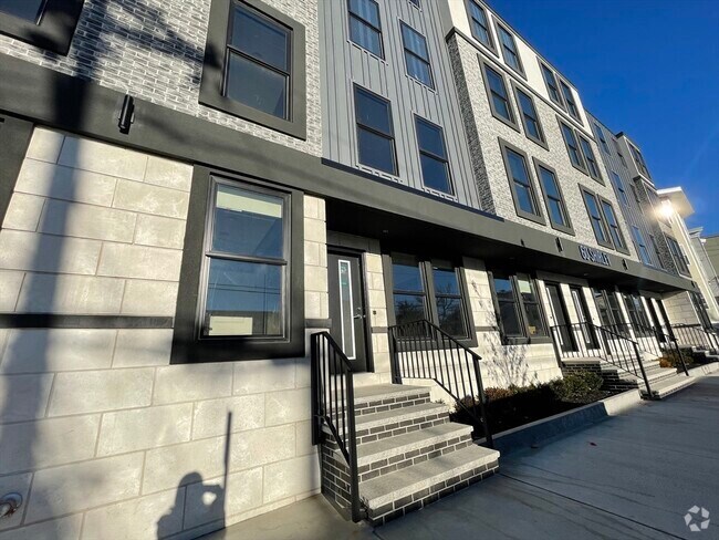Building Photo - 65 Shirley Ave Unit #103 Rental