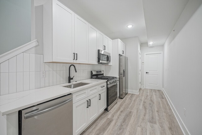 Photo - 2117 S 4th St Unit 3