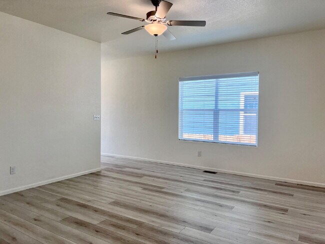 Charming Ranch Home in Bennett Crossing! Features 3 Beds/2 Baths and Large Fenced Backyard.