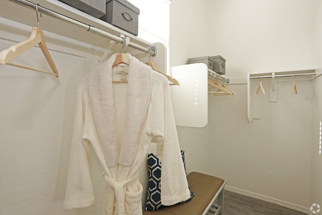 2BR, 2BA - Sunset - 1,022 SF
