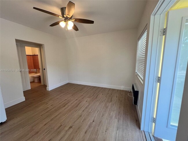 Building Photo - 522 N J St Unit 522