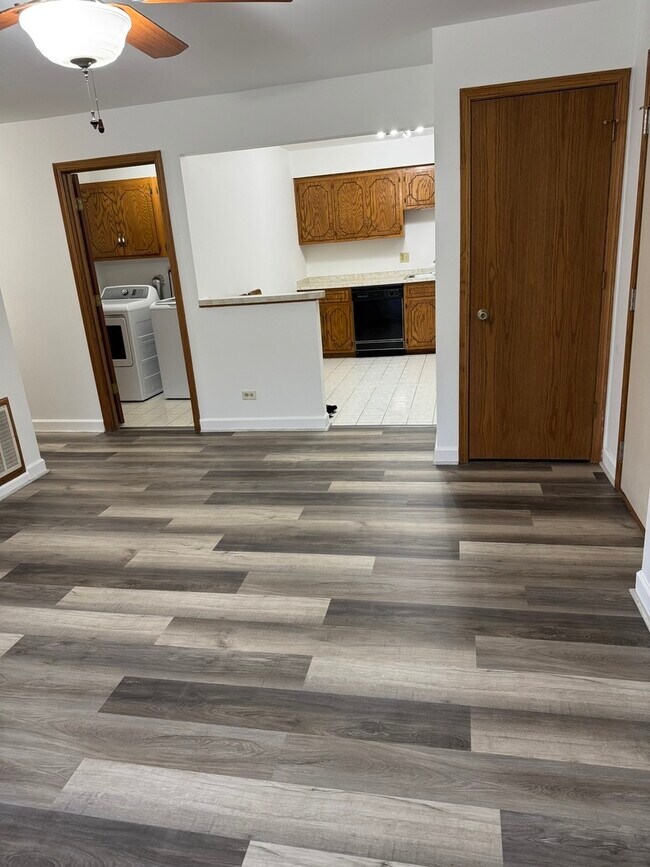 Photo - 4535 Rumsey Ave