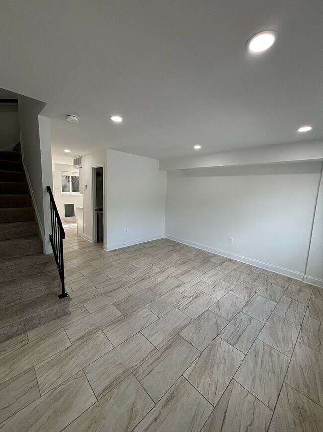 2 Story Townhome Laurel House Rental in Laurel, MD