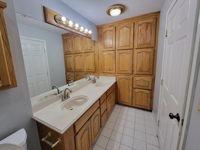 Photo - 101 Bluebonnet Ln