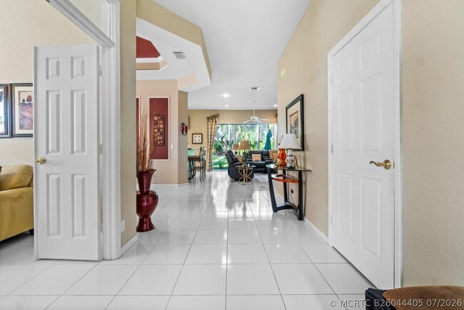Photo - 7940 Rockford Rd