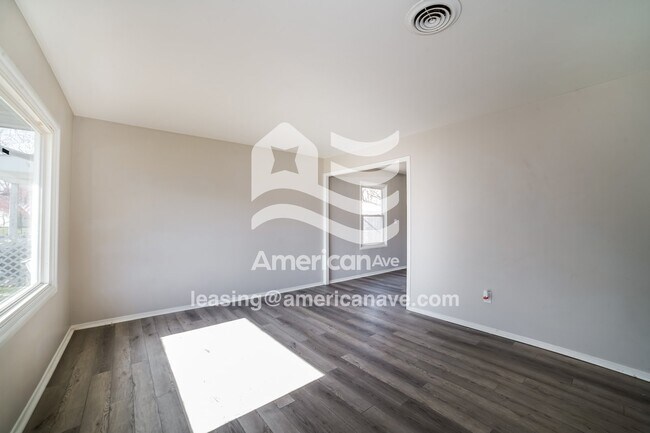 Photo - 1609 Koch St