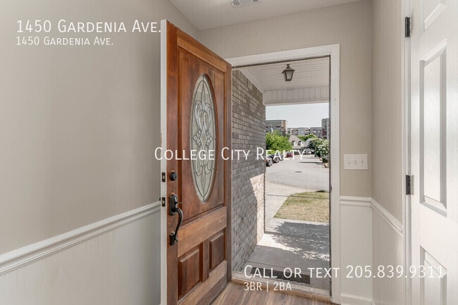 Photo - 1450 Gardenia Ave