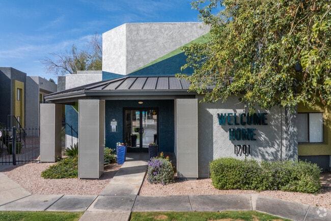 Leasing Office