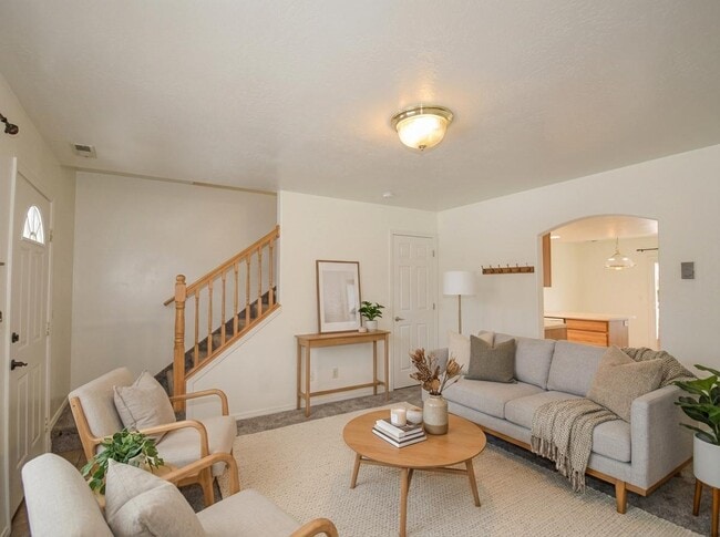 Photo - 105 Penhurst Pl