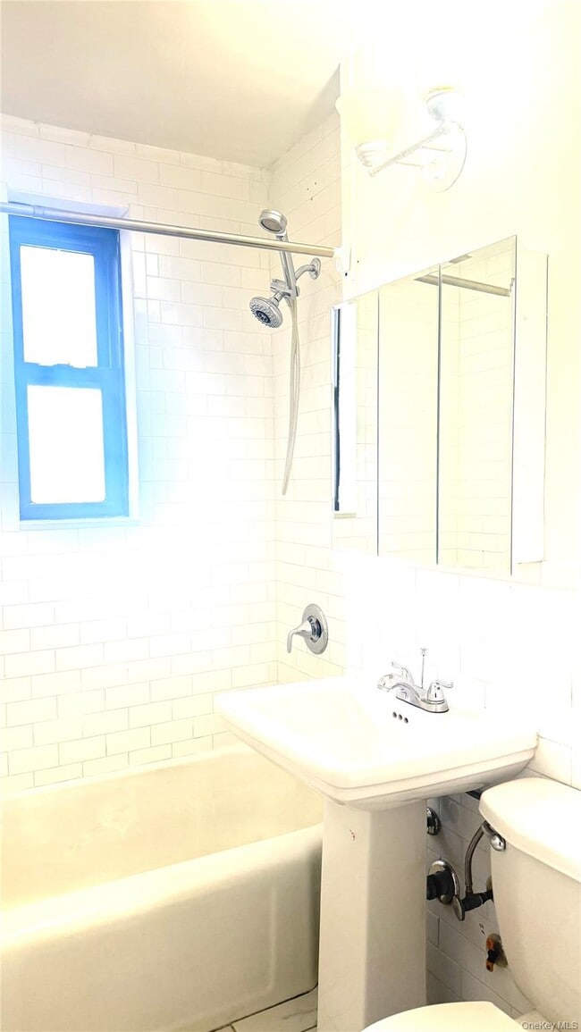 Photo - 150-40-15071 71st Ave Unit 4 G