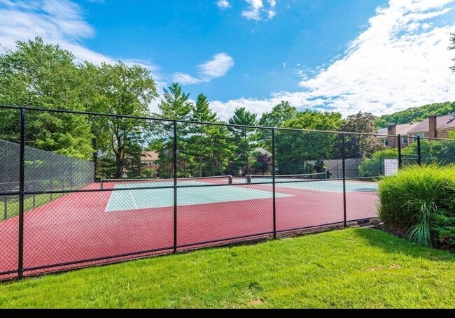 Photo - 11423 Commonwealth Dr Unit 11423 Commonwealth Drive