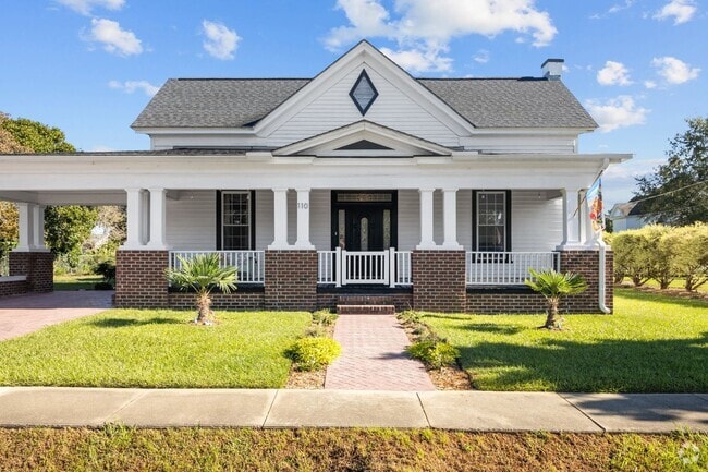 Building Photo - RENTAL HOME 3BD/2BTH