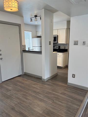 Photo - 2800 Douglas Ave Unit 107