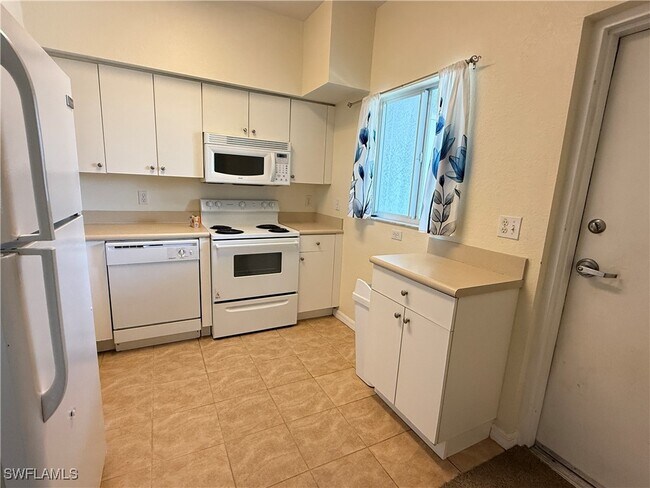 Photo - 8546 Bernwood Cove Loop Unit 1108