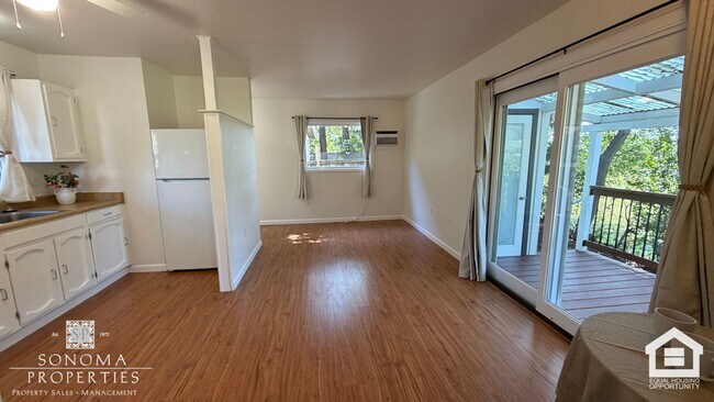 217 1st St W