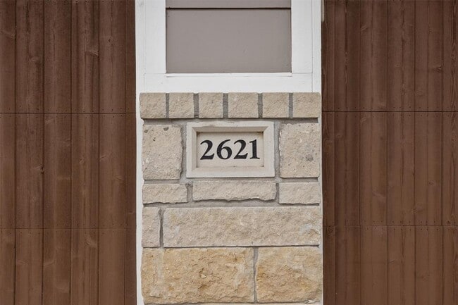 Photo - 2621 Witsome Loop