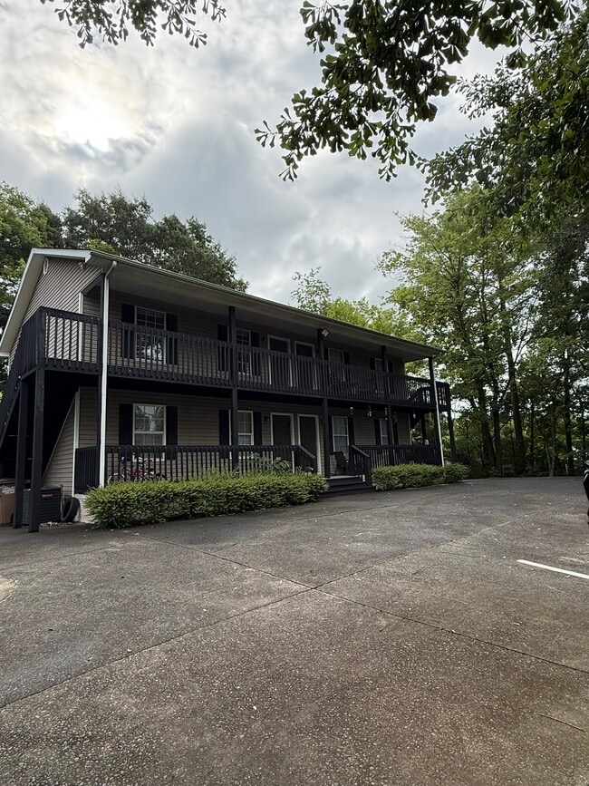 Photo - 1104 Penrose Dr Unit 3