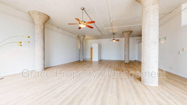 Photo - 2000 Arapahoe St Unit 403