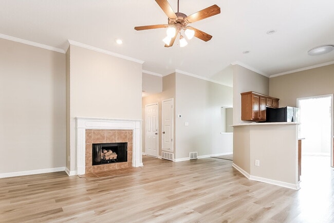 Photo - 9162 Acadia Pl