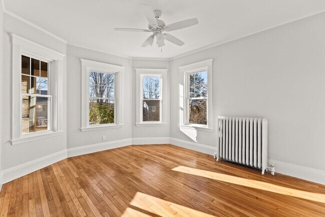 Photo - 22 Lewis St Unit 1