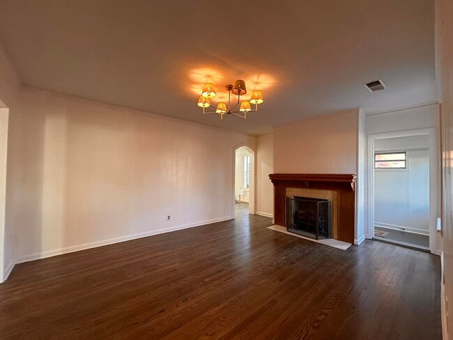 Photo - 2247 Vollintine Ave