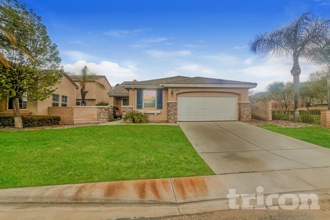 Building Photo - 29810 Cottonwood Cove