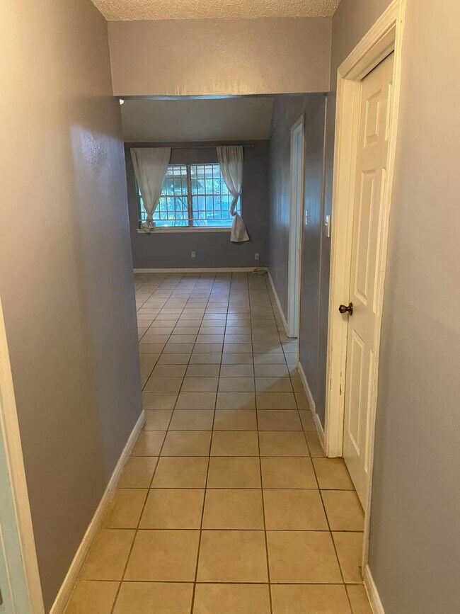 Photo - 8911 Mobud Dr