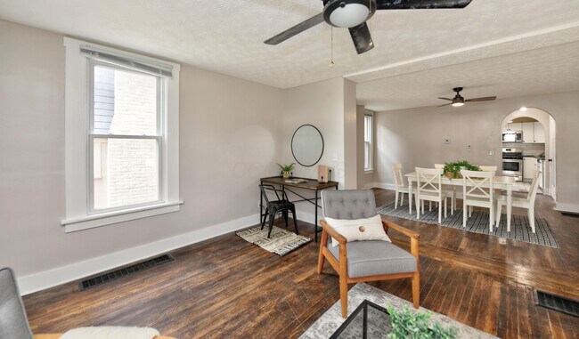 Photo - 1517 Hawthorne Ave