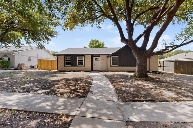 Photo - 1416 Pioneer Ln