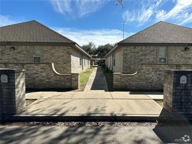 Building Photo - 717 Nightingale Ave Unit 2 Rental