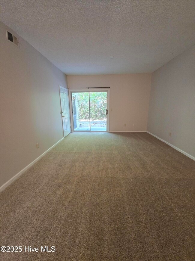 Photo - 723 Bragg Dr Unit Apt C