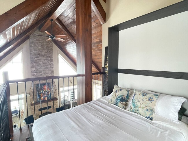 Photo - 1922 Chem. de la Grande Presqu'île Unité SI ID1519827P