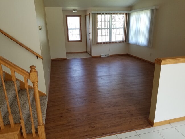 Photo - 3290 Windland Dr Unit 3288WindlandDr