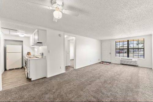 Photo - 395 Bill France Blvd