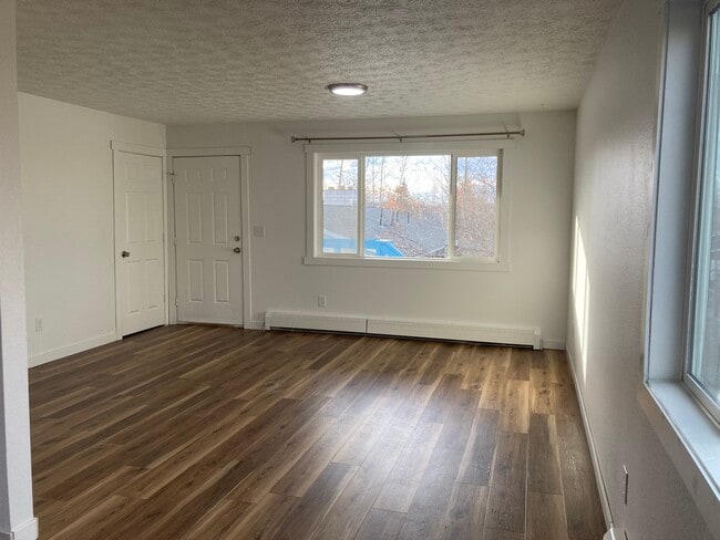 Photo - Peck Ave Unit 4