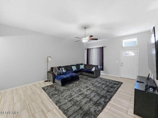 Photo - 13828 Summer Story Ave