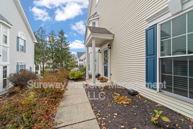 Photo - 221 Lookout Pl