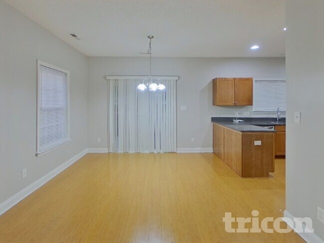 Photo - 13706 Traherne Ct