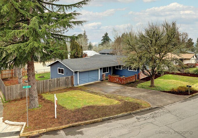 Photo - 823 NW 7th Ave