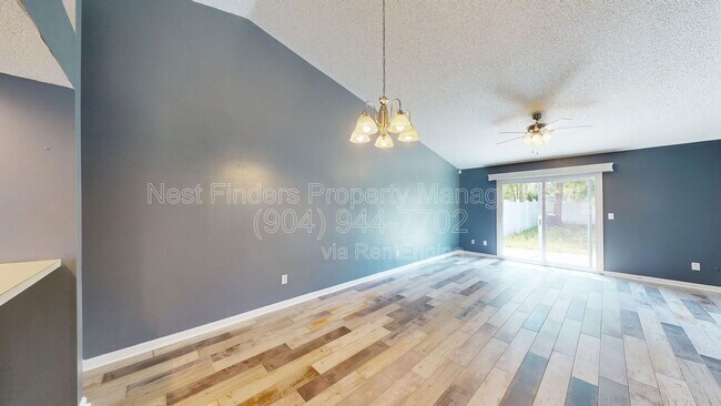 Photo - 2476 Spring Vale Rd