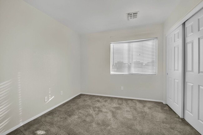 Photo - Cute 3 bedroom 1 car garage 2 story home!