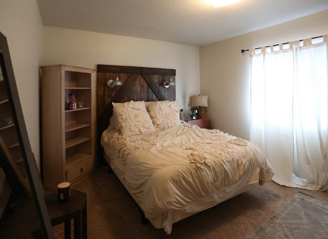 Photo - Broadway Apartments