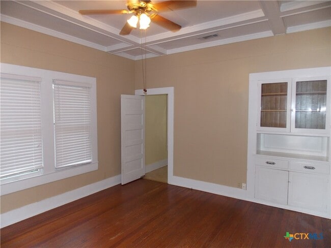 Photo - 959 W Lee St