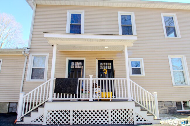 Photo - 133 North St Unit 2