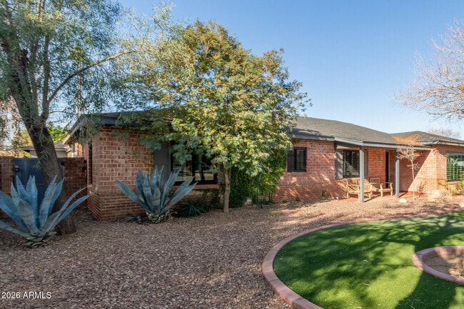 Photo - 1519 W Flower Cir N