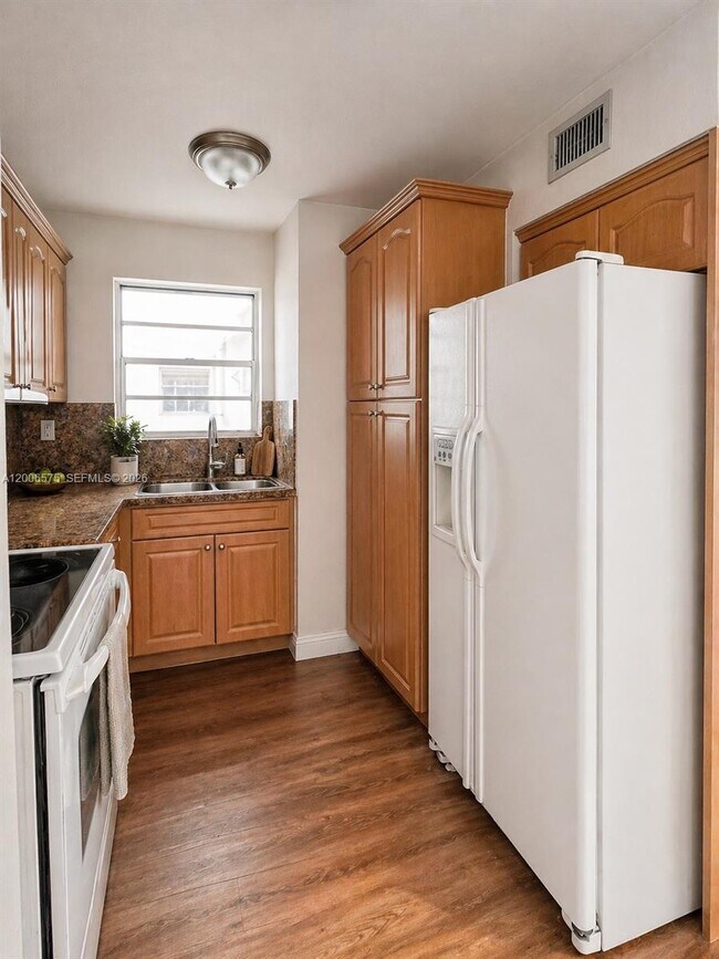 Photo - 8870 Fontainebleau Blvd Unit 409