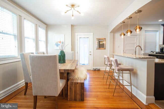 Photo - 2215 N Harrison St