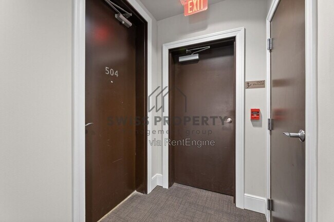 Photo - 1145 N High St Unit 504